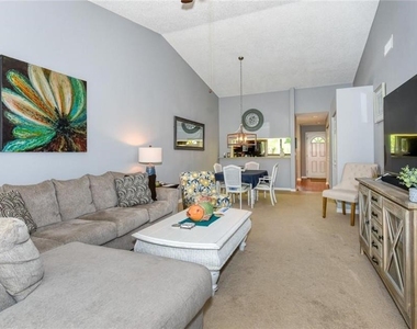 5652 Ashton Lake Drive - Photo Thumbnail 8