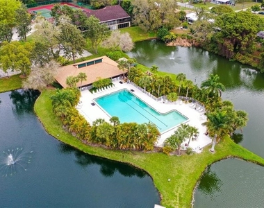 5652 Ashton Lake Drive - Photo Thumbnail 28