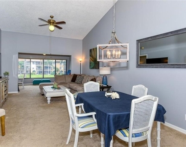 5652 Ashton Lake Drive - Photo Thumbnail 11