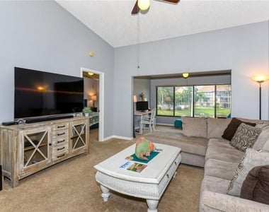 5652 Ashton Lake Drive - Photo Thumbnail 6