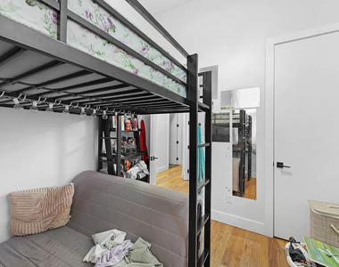 485 Evergreen Ave - Photo Thumbnail 8
