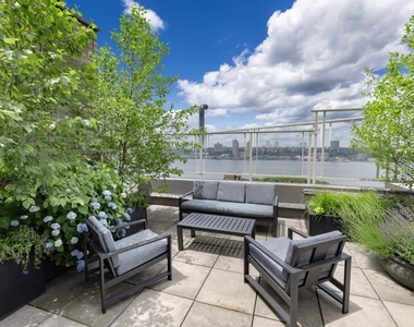 424 West End Avenue - Photo Thumbnail 6