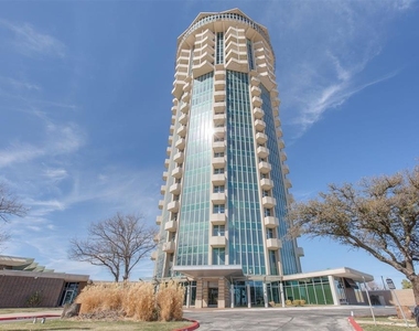 5900 Mosteller Drive - Photo Thumbnail 2