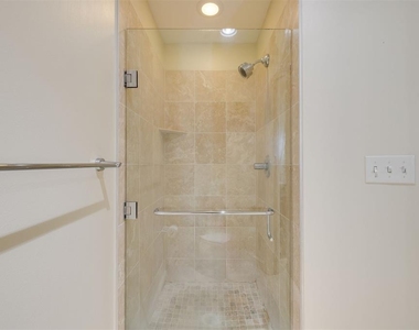 5900 Mosteller Drive - Photo Thumbnail 14