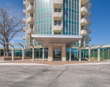 5900 Mosteller Drive - Photo Thumbnail 17