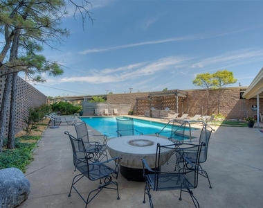 5900 Mosteller Drive - Photo Thumbnail 25