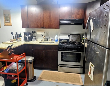 315 Berry Street - Photo Thumbnail 1