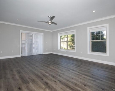 100 Glen Street - Photo Thumbnail 1