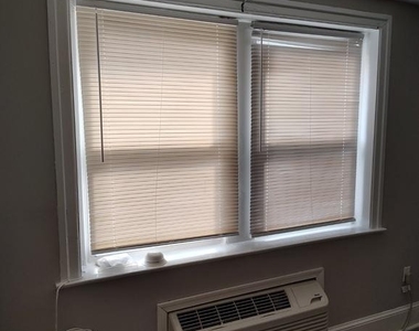 6024 Larchwood Avenue - Photo Thumbnail 10