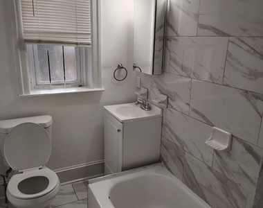 6024 Larchwood Avenue - Photo Thumbnail 12