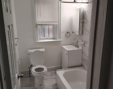 6024 Larchwood Avenue - Photo Thumbnail 13