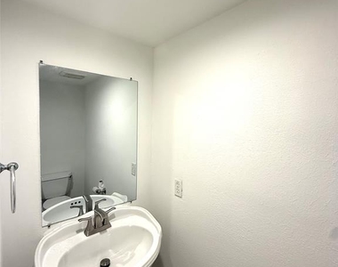 5811 Mcknight Street - Photo Thumbnail 19
