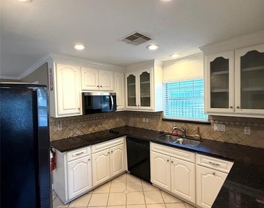 5811 Mcknight Street - Photo Thumbnail 11