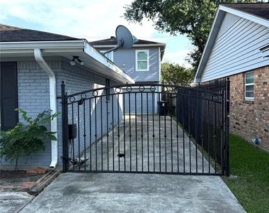 5811 Mcknight Street - Photo Thumbnail 5