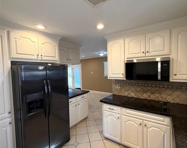 5811 Mcknight Street - Photo Thumbnail 12