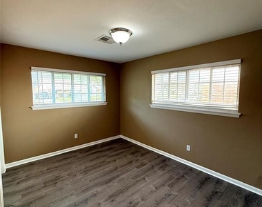 5811 Mcknight Street - Photo Thumbnail 22
