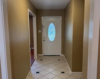 5811 Mcknight Street - Photo Thumbnail 6