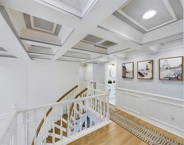 7702 Antoine Drive - Photo Thumbnail 31