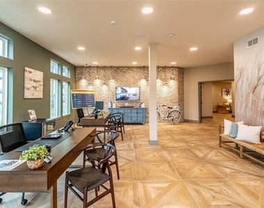 6629 Dan Diciolla Drive - Photo Thumbnail 8