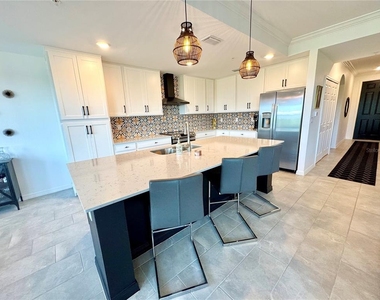 18028 Gawthrop Drive - Photo Thumbnail 7