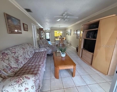 2664 Woodgate Lane - Photo Thumbnail 4