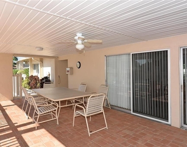 2664 Woodgate Lane - Photo Thumbnail 15