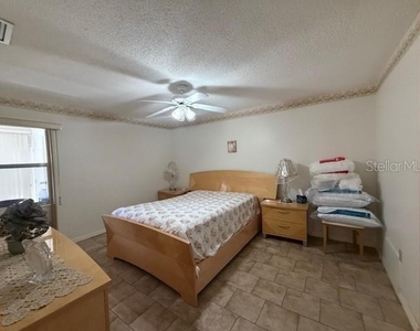 2664 Woodgate Lane - Photo Thumbnail 8