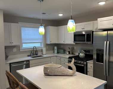8 Shell Road - Photo Thumbnail 3