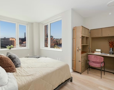 2-21 Malt Drive, Long Island City, 11101 - Photo Thumbnail 4