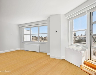155 W 68th St - Photo Thumbnail 1