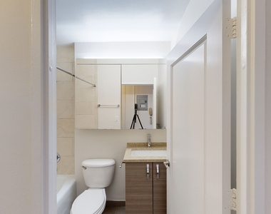 401 E 34th St - Photo Thumbnail 4