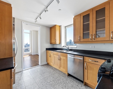 401 E 60th Street - Photo Thumbnail 6