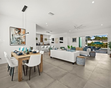 2365 Waldemere Street - Photo Thumbnail 3