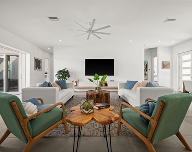 2365 Waldemere Street - Photo Thumbnail 4
