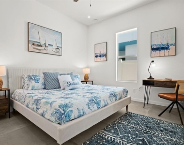 2365 Waldemere Street - Photo Thumbnail 26