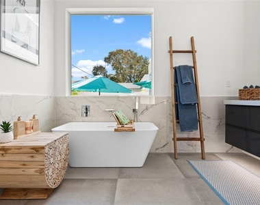 2365 Waldemere Street - Photo Thumbnail 18