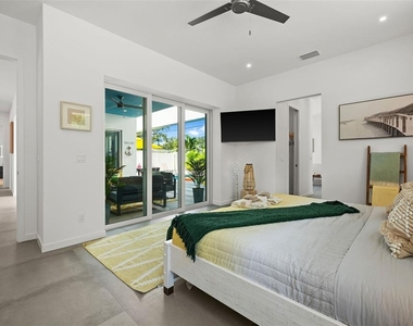2375 Waldemere Street - Photo Thumbnail 15