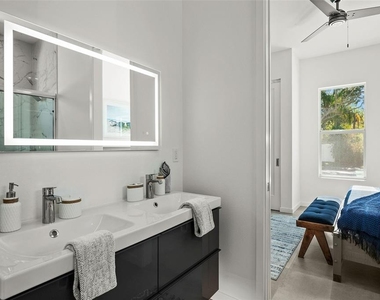 2375 Waldemere Street - Photo Thumbnail 27