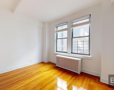 East 38th Street - Photo Thumbnail 6