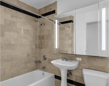 20 West St - Photo Thumbnail 8