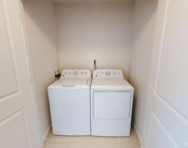 2719 Bristol Ridge Drive - Photo Thumbnail 15