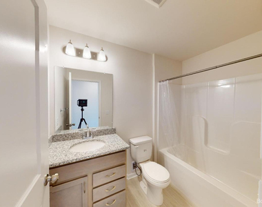 2719 Bristol Ridge Drive - Photo Thumbnail 18