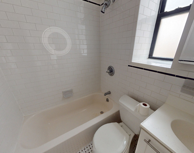 Upper West Studio  - Photo Thumbnail 2