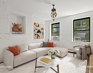 118 Suffolk Street - Photo Thumbnail 2