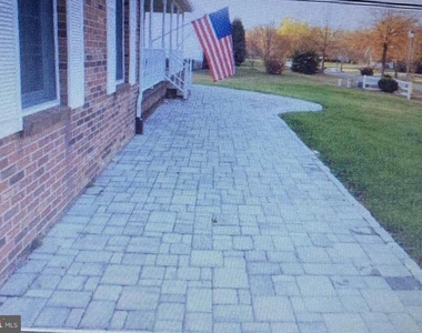 101 Tarks Lane - Photo Thumbnail 1