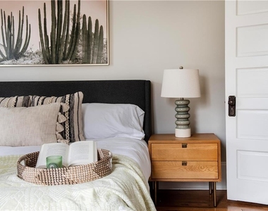 133 Estoria Street Se - Photo Thumbnail 13