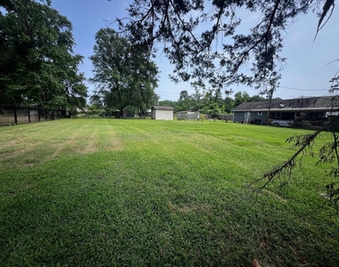 3405 King Street - Photo Thumbnail 3