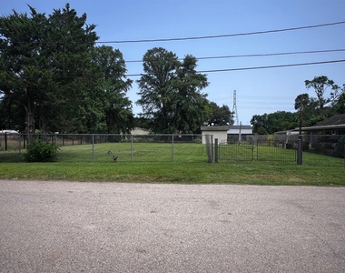 3405 King Street - Photo Thumbnail 1