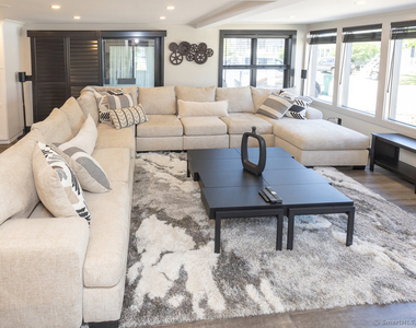48 Swan Avenue - Photo Thumbnail 5