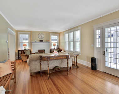 408 Tuttle Avenue - Photo Thumbnail 8